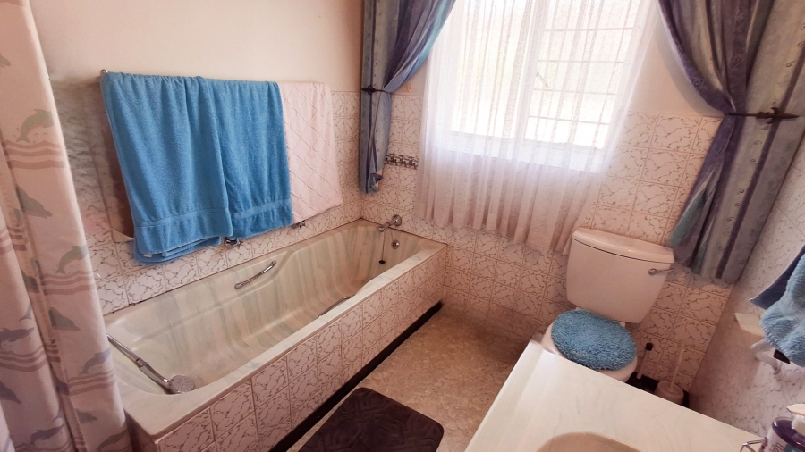 3 Bedroom Property for Sale in Vaalpark Free State